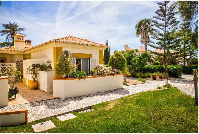 2Bedroom Bungalow Heated Shared Pool ,Near Carvoeiro And Ferrugudo Ngoại thất bức ảnh