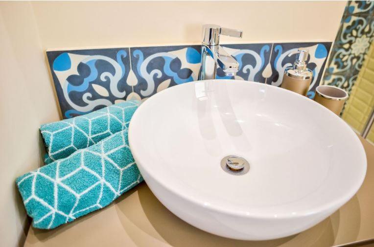2Bedroom Bungalow Heated Shared Pool ,Near Carvoeiro And Ferrugudo Ngoại thất bức ảnh