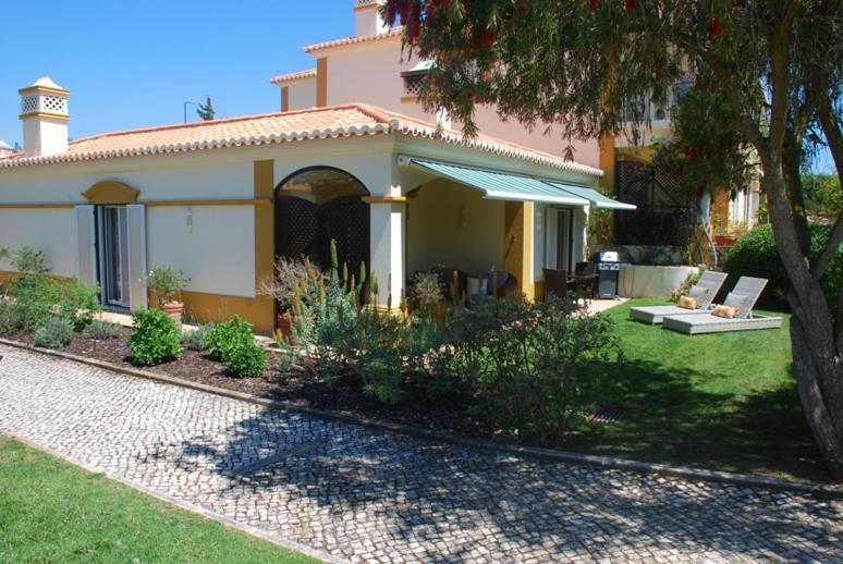 2Bedroom Bungalow Heated Shared Pool ,Near Carvoeiro And Ferrugudo Ngoại thất bức ảnh